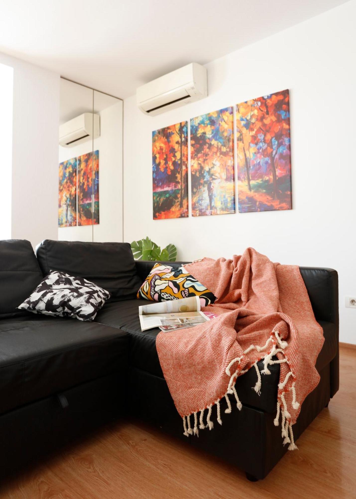 Enchanting Retreat - Historic Old Town - Pet-Friendly Haven - Steps From Unirii Bukarest Kültér fotó