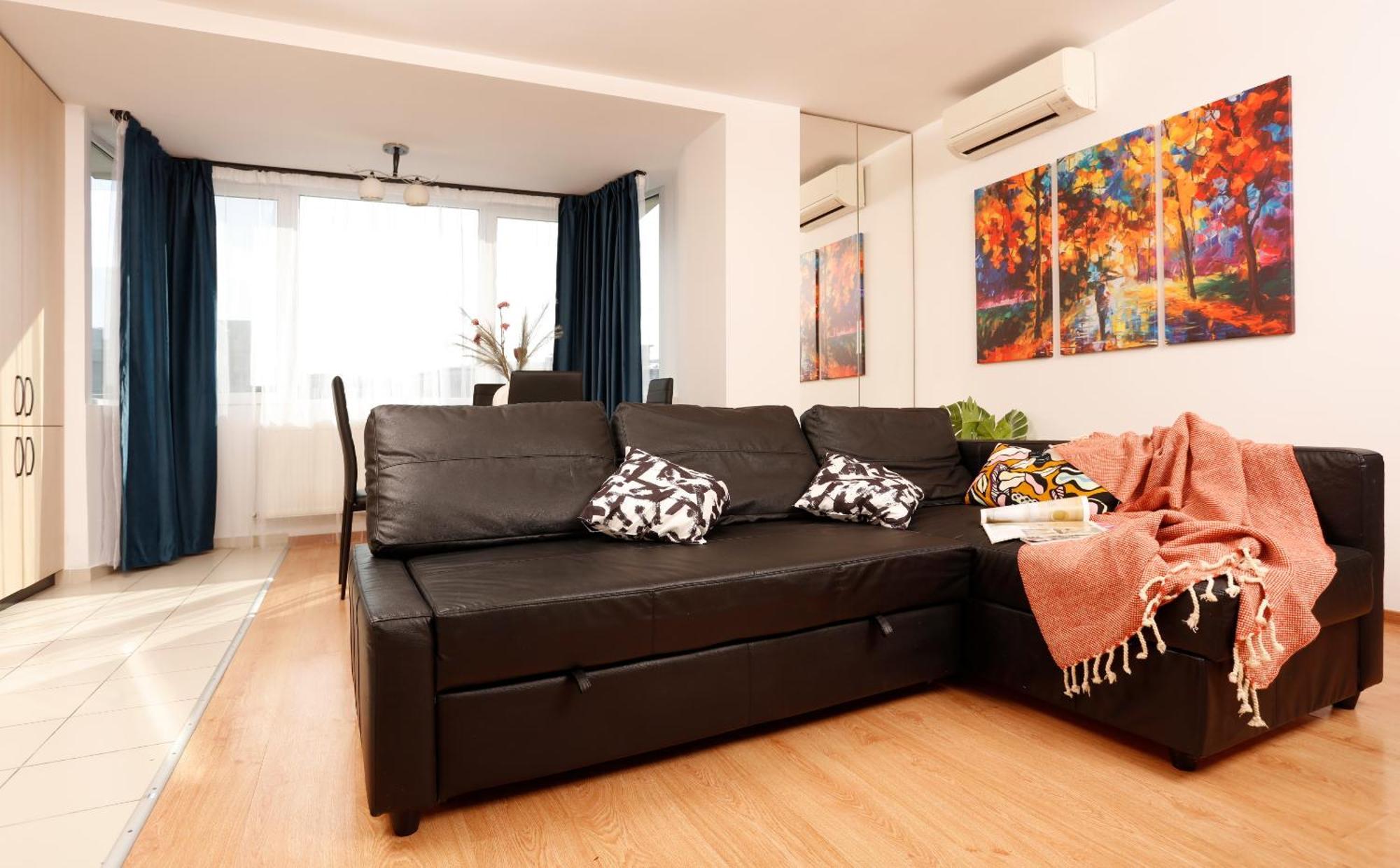 Enchanting Retreat - Historic Old Town - Pet-Friendly Haven - Steps From Unirii Bukarest Kültér fotó