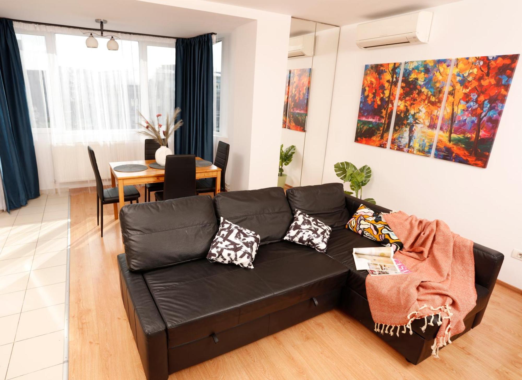Enchanting Retreat - Historic Old Town - Pet-Friendly Haven - Steps From Unirii Bukarest Kültér fotó