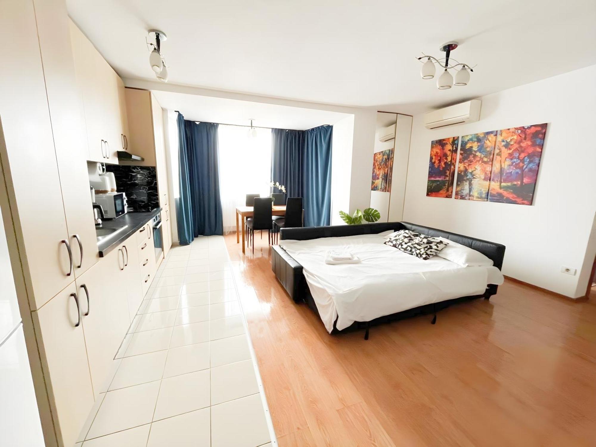 Enchanting Retreat - Historic Old Town - Pet-Friendly Haven - Steps From Unirii Bukarest Kültér fotó